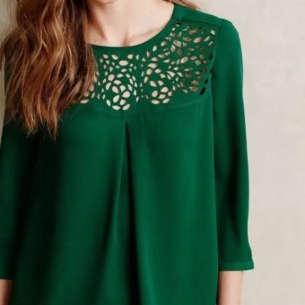 HD In Paris Anthropologie Green Dara Tee Laser Cut Blouse 10 - Picture 2 of 12